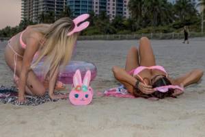 Topless Fun in the Sun_ Claudia Romani and Babe Marta Flaunt Sexy Boobs in Eastet7rao96gzy.jpg