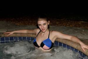 Melody Marks Gets Hot Tub Aphasia-h7rawtozk7.jpg