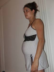 Pregnant Girl Shows Her Body To Her Friends x38h7rbg65y0h.jpg