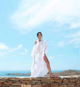 Greek celeb - Katerina Papoutsaki Feetg7rcmnd0wi.jpg