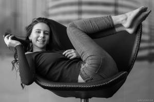 Alisa - Relaxing Chair - x25-s7rdbfdjvk.jpg