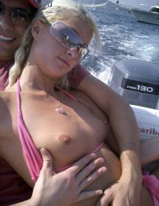 Paris Hilton nude US exhibitionist celebrity h7rdg82hjv