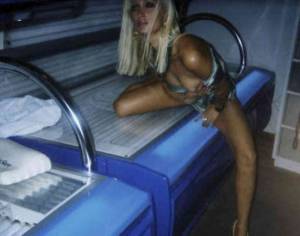 Paris Hilton nude US exhibitionist celebrity-27rdg7fhwa.jpg