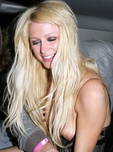 Paris Hilton nude US exhibitionist celebrity-07rdg67tlx.jpg