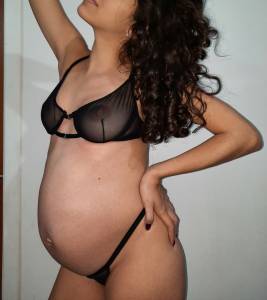 Pregnant-Working-Girl-%5Bx107%5D-d7rf2qgqv7.jpg
