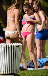 Voyeur Spying College Bikini Teens In Park-a7rf8q80gf.jpg