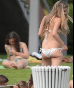 Voyeur Spying College Bikini Teens In Park-57rf8qfdkm.jpg