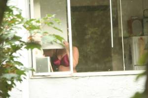 Spying-Next-door-Neighbor-x33-o7rf8lb0jx.jpg