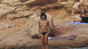 Sardinia italy brunette teen on beach voyeur spy x259-z7rfv6ly0m.jpg