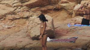 Sardinia italy brunette teen on beach voyeur spy x259-r7rfvk67ce.jpg