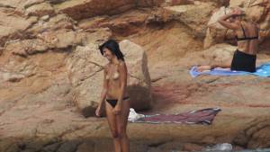 Sardinia-italy-brunette-teen-on-beach-voyeur-spy-x259-j7rfvknne7.jpg