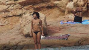 Sardinia-italy-brunette-teen-on-beach-voyeur-spy-x259-t7rfvjchfy.jpg