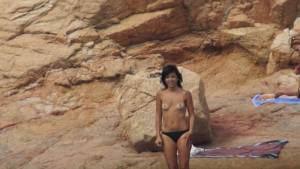 Sardinia italy brunette teen on beach voyeur spy x259-j7rfv72rdn.jpg