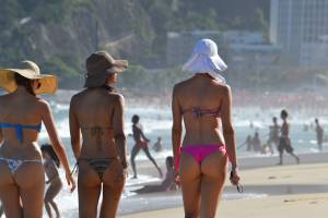  3 Girls walking Hot Asses in bikinisy7rgju63ah.jpg