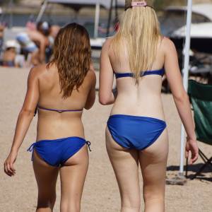 Spying 2 Hot asses in Blue Bikini-47rg801j5z.jpg