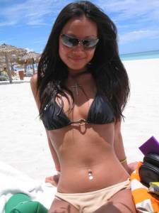 Asian Girl on Holiday - Topless picsu7rgq5otyy.jpg