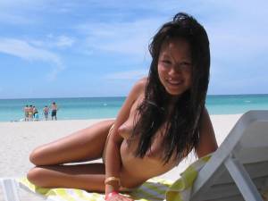 Asian Girl on Holiday - Topless pics-p7rgq5lwxv.jpg