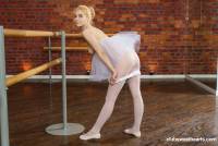 Alexis Wilson ballerina 22-17rh1xnjz0.jpg