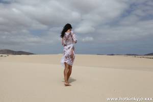 19.08.2021-Photos-Desert-beauty-Hotkinkyjo-fisting-her-anal-hole-%26-prolapse-in-v7rhmmh1u5.jpg