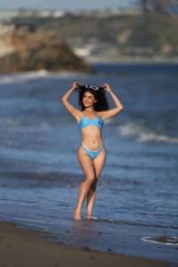 Unleashing-Sensuality_-Joanna-Lopez-Flaunts-Her-Perfectly-Toned-Body-in-a-Thong--a7rhs78hig.jpg