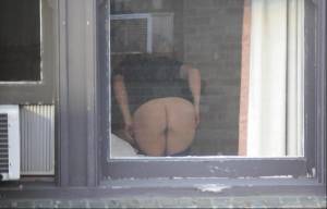 Neighbors Wife Getting Ready For Work-s7rit5pmll.jpg