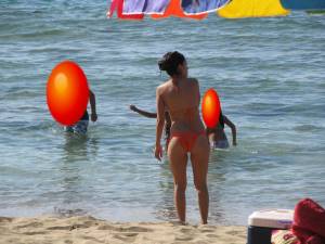 Beach Babes Spying 02 t7riti9auw