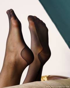 Angie L - 10735 - 120 pics j7r0q5cw55