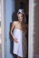 Roni-after-shower-13-e7r0s932h4.jpg