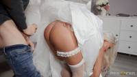 Jennifer-Keelings-dream-wedding-gown-24-w7r6a7u65o.jpg