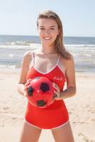 Dominika Jule beach 2 s7rmr8omn4