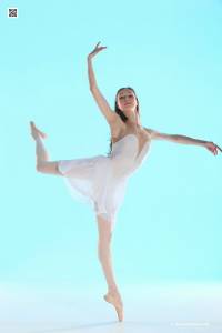 Annett-Antonio-Clemens-%28Repandi%29-Ballerina-x127-v7rnq0320y.jpg