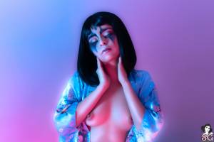 Alessa_Goreng--Neon-Demon--x40-27rqpjmdab.jpg
