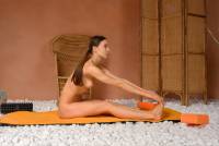 Mariana-stretching-15-27ru71c1i4.jpg