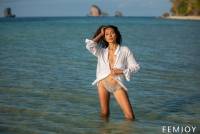 Rose at the beach - May 27 n7scvecmwl