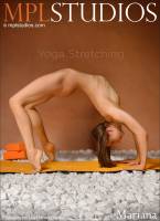 MPLStudios.com_24.03.15.Mariana.Yoga.Stretching_7 e7sdftjodo