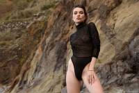 Amelia seaside 7 q7sgwrbz2l
