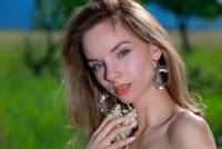 Josephine Jane outdoors - July 17 27shqgtqer
