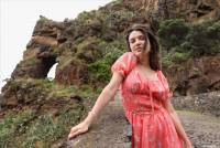 Amelia visiting Ponto do Sol - July 21 i7sibcuo0w