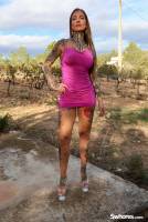 Barbara Grey hitchhiker - Aug 13 q7s15mnx2m