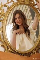 Alice Xo mirror - Aug 22 k7s2oncpo3