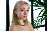 Charlotte Brooke bows 23 57s2thlj1q