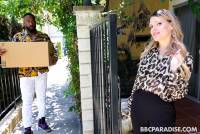 Riley Rose seduces new BBC neighbour - Aug 28 07s327e5gu