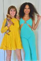 FTVGirls.com_23.08.19.Skyla.Pose.With.A.Friend_1 37s4juwhu5