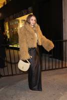 Cara Delevingne The NY Burberry Flagship Store reopening - Oct 16 e7s6rek365