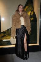 Cara Delevingne The NY Burberry Flagship Store reopening - Oct 16 27s6redipg