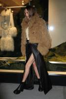Cara Delevingne The NY Burberry Flagship Store reopening - Oct 16 a7s6re5xjo