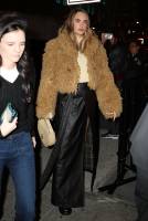 Cara Delevingne The NY Burberry Flagship Store reopening - Oct 16 v7s6retv7d