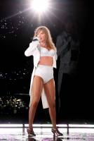 Taylor Swift performing The Eras Tour in Miami - Oct 18 u7s6u95mmn