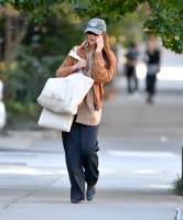 Katie Holmes out in NYC - Oct 19 37s6x1eez1