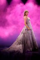 Taylor Swift performing The Eras Tour in Miami - Oct 18 r7s6u8r401